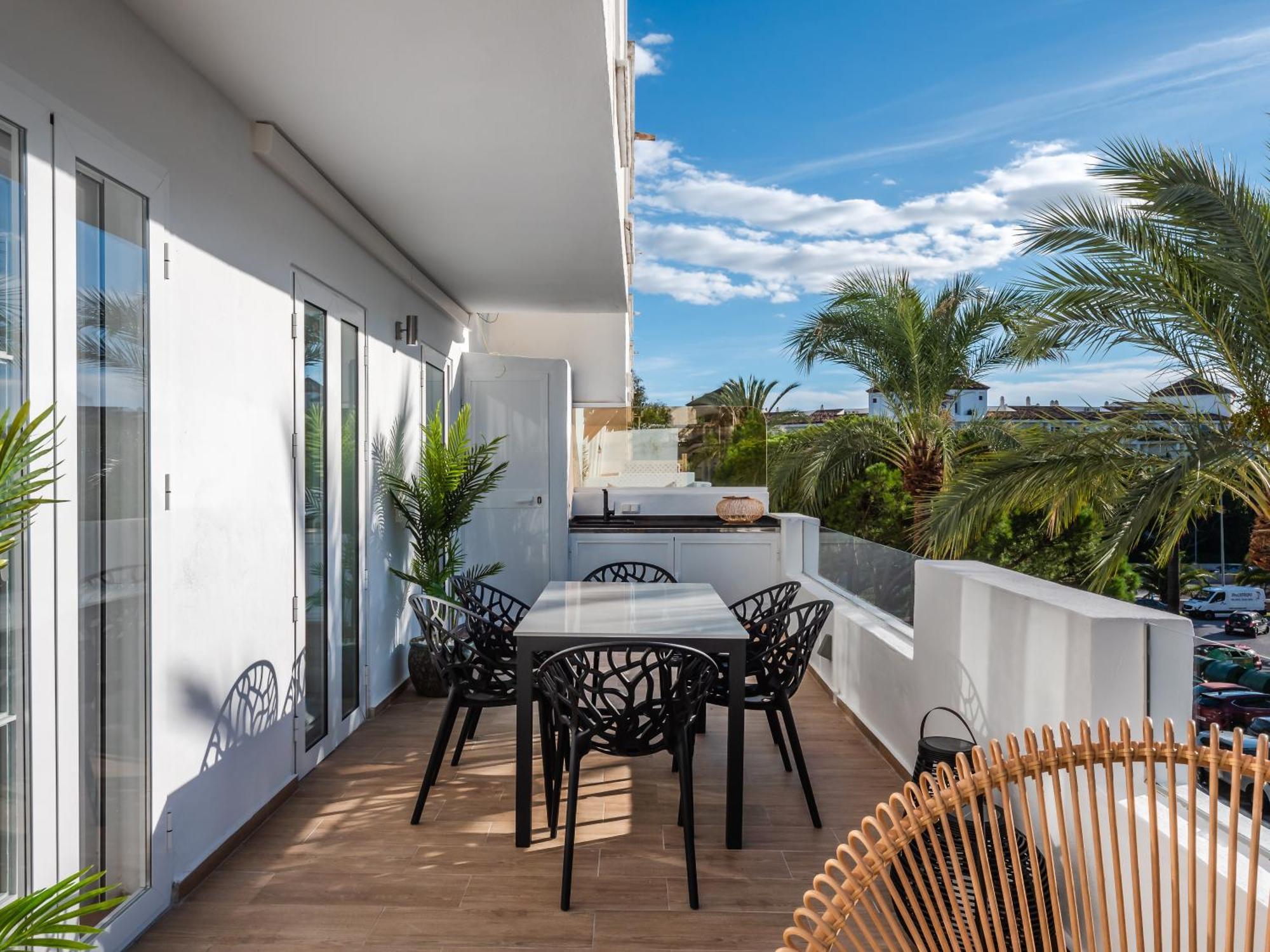 3 Bdrm Stylish Apt W Pool In Puerto Banus 마르베야 외부 사진