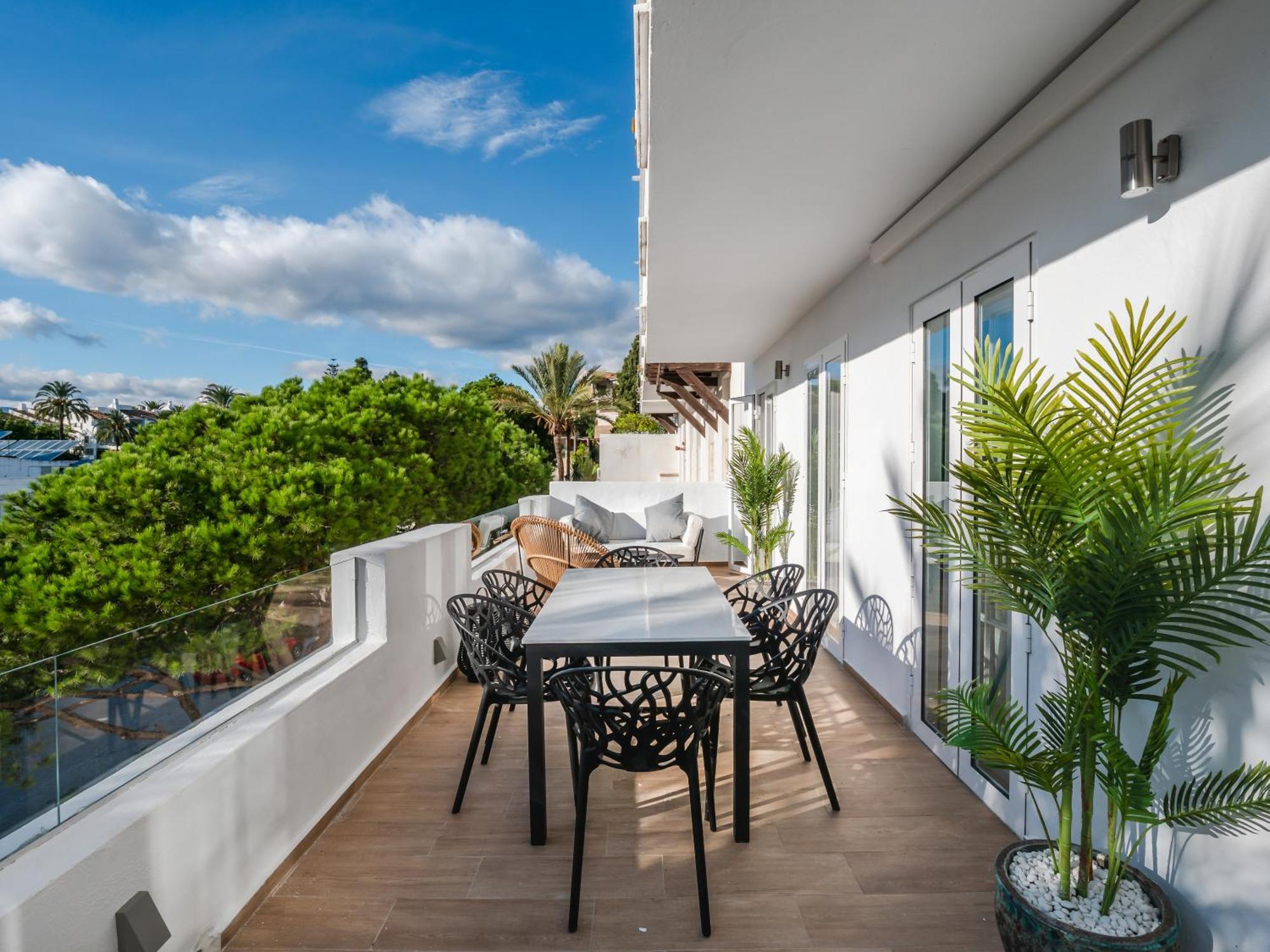 3 Bdrm Stylish Apt W Pool In Puerto Banus 마르베야 외부 사진