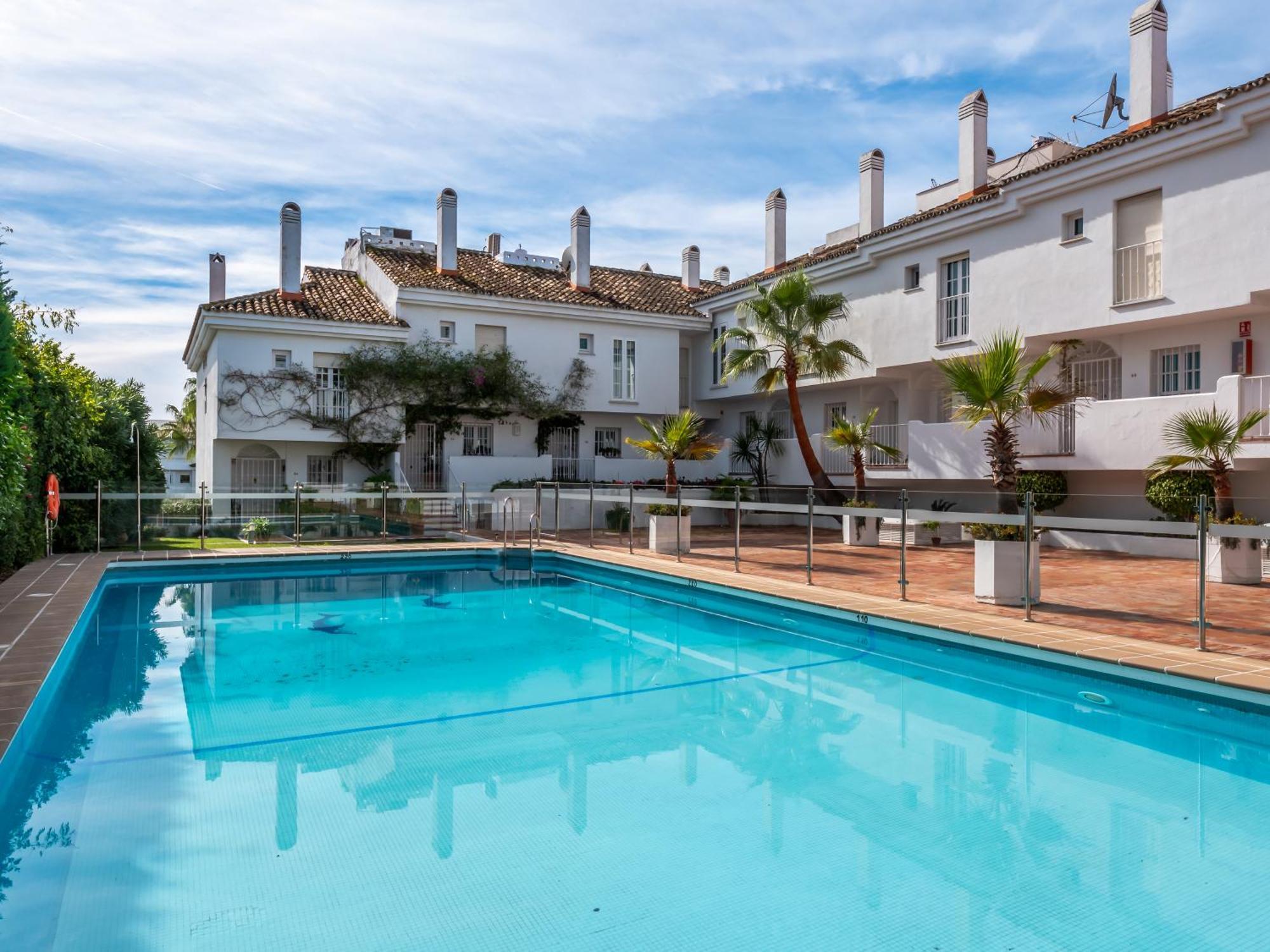 3 Bdrm Stylish Apt W Pool In Puerto Banus 마르베야 외부 사진